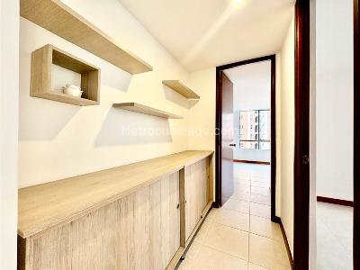 Apartamento de 3 alcobas en venta en El Poblado, Medellín, 130 m² · foto 19 de 20