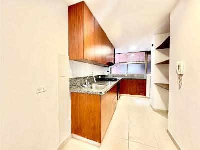 Apartamento de 3 alcobas en venta en El Poblado, Medellín, 130 m² · foto 9 de 20
