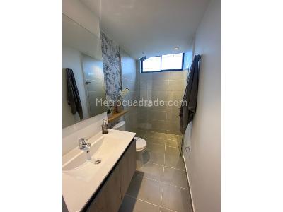 Apartamento de 3 alcobas en venta en San Antonio De Pereira, Rionegro, 74 m² · foto 2 de 8