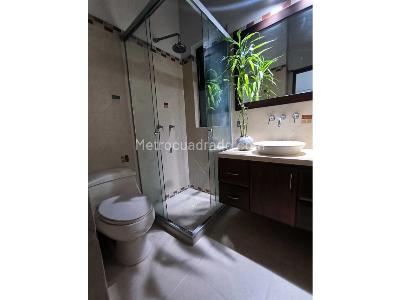 Casa de 5 alcobas en venta en Loma De San Jose, Sabaneta, 354 m² · foto 5 de 20