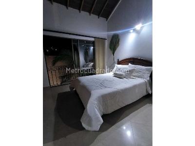 Casa de 5 alcobas en venta en Loma De San Jose, Sabaneta, 354 m² · foto 6 de 20