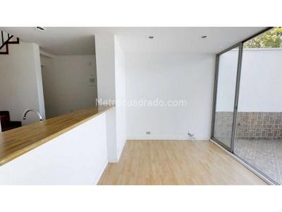 Apartaestudio en venta en El Poblado, Medellín, 49 m² · foto 6 de 17