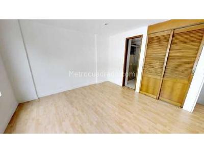 Apartaestudio en venta en El Poblado, Medellín, 49 m² · foto 9 de 17