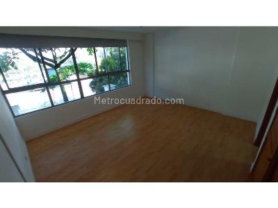 Apartaestudio en venta en El Poblado, Medellín, 49 m² · foto 13 de 17
