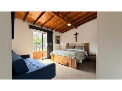 Casa de 3 alcobas en venta en Pan De Azucar, Sabaneta, 136 m² · foto 15 de 19