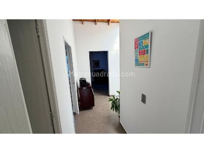 Casa de 3 alcobas en venta en Pan De Azucar, Sabaneta, 136 m² · foto 17 de 19