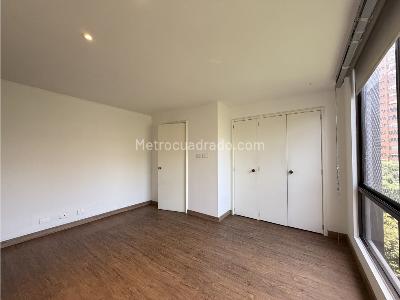 Apartamento de 3 alcobas en venta en El Poblado, Medellín, 205 m² · foto 11 de 14