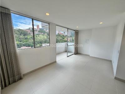 Apartamento en venta en El Poblado, Medellín · foto 5 de 14