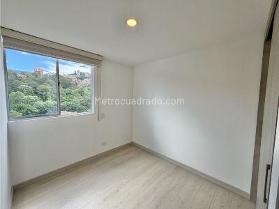 Apartamento en venta en El Poblado, Medellín · foto 10 de 14