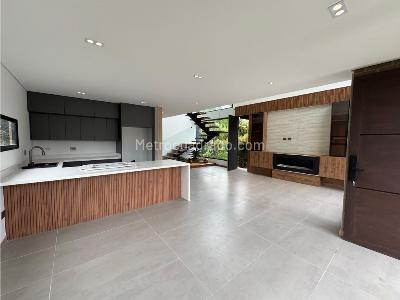 Casa de 4 alcobas en venta en Llano Grande, Rionegro, 500 m² · foto 12 de 20