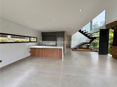 Casa de 4 alcobas en venta en Llano Grande, Rionegro, 500 m² · foto 5 de 20