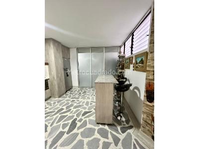 Apartamento de 3 alcobas en venta en Laureles, Medellín, 98 m² · foto 5 de 13