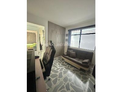 Apartamento de 3 alcobas en venta en Laureles, Medellín, 98 m² · foto 7 de 13