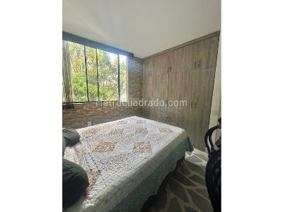 Apartamento de 3 alcobas en venta en Laureles, Medellín, 98 m² · foto 9 de 13