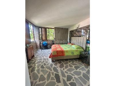 Apartamento de 3 alcobas en venta en Laureles, Medellín, 98 m² · foto 10 de 13