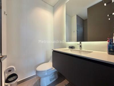 Apartamento de 3 alcobas en venta en El Poblado, Medellín, 143 m² · foto 8 de 12