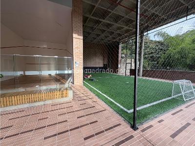 Apartamento de 3 alcobas en venta en Tres Esquinas, Sabaneta, 74 m² · foto 17 de 20