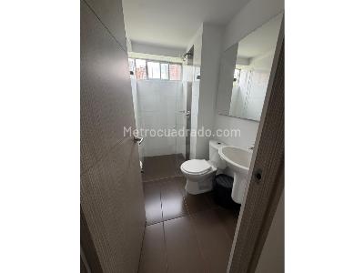 Apartamento de 3 alcobas en venta en Tres Esquinas, Sabaneta, 74 m² · foto 19 de 20