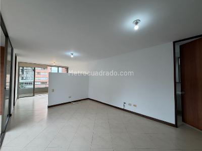 Apartaestudio en venta en Patio Bonito, Medellín, 62 m² · foto 4 de 14