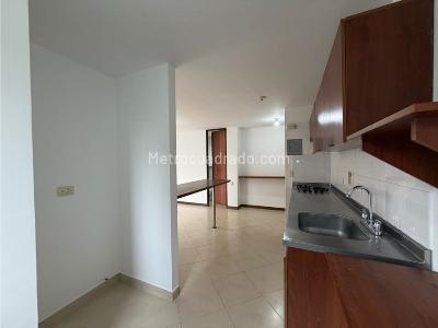 Apartaestudio en venta en Patio Bonito, Medellín, 62 m² · foto 8 de 14