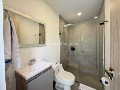 Apartaestudio en venta en Laureles, Medellín, 81 m² · foto 11 de 13
