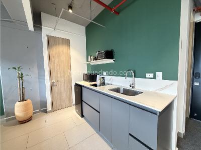 Apartaestudio en venta en Laureles, Medellín, 81 m² · foto 3 de 13