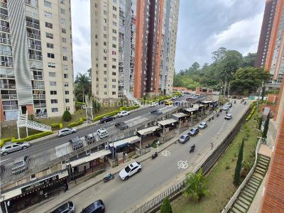 Apartamento de 3 alcobas en venta en Maria Auxiliadora, Sabaneta, 51 m² · foto 11 de 12