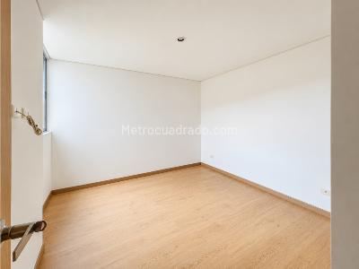 Apartamento de 3 alcobas en venta en San Jose, Sabaneta, 63 m² · foto 7 de 11