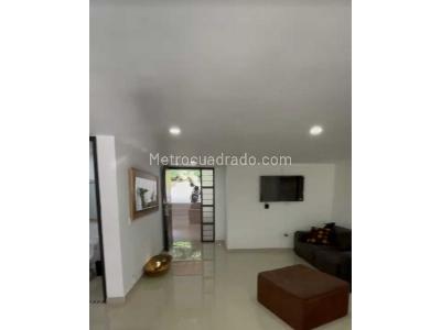 Casa de 4 alcobas en venta en Poblado Alto, Medellín, 400 m² · foto 7 de 20