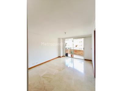 Apartamento de 4 alcobas en venta en Laureles Estadio, Medellín, 123 m² · foto 14 de 15