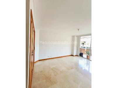Apartamento de 4 alcobas en venta en Laureles Estadio, Medellín, 123 m² · foto 15 de 15