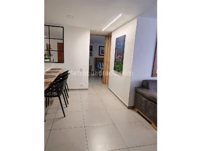 Apartamento de 2 alcobas en venta en Jardines, Envigado, 75 m² · foto 10 de 19