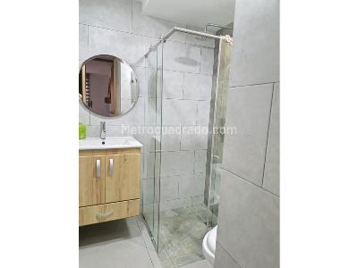 Apartamento de 2 alcobas en venta en Jardines, Envigado, 75 m² · foto 12 de 19
