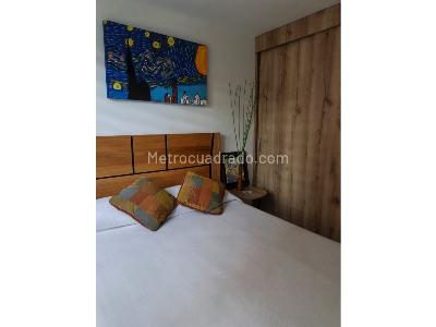 Apartamento de 2 alcobas en venta en Jardines, Envigado, 75 m² · foto 13 de 19
