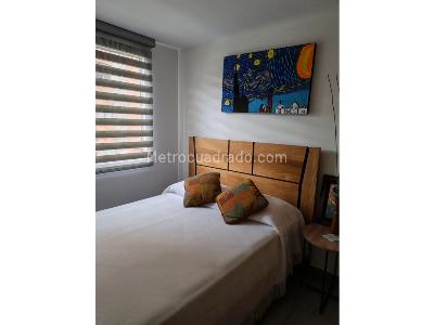 Apartamento de 2 alcobas en venta en Jardines, Envigado, 75 m² · foto 14 de 19