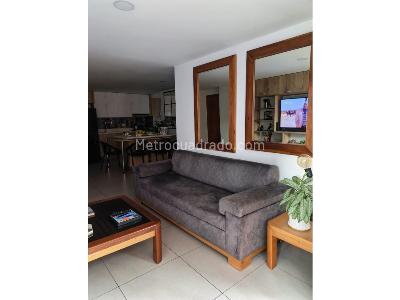 Apartamento de 2 alcobas en venta en Jardines, Envigado, 75 m² · foto 7 de 19
