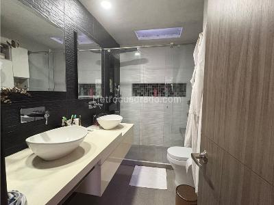 Casa de 3 alcobas en venta en Cumbres, Envigado, 176 m² · foto 13 de 20