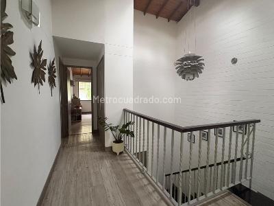 Casa de 3 alcobas en venta en Cumbres, Envigado, 176 m² · foto 15 de 20