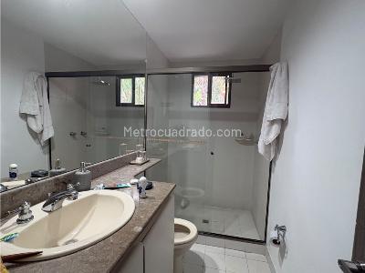 Casa de 3 alcobas en venta en Cumbres, Envigado, 176 m² · foto 17 de 20