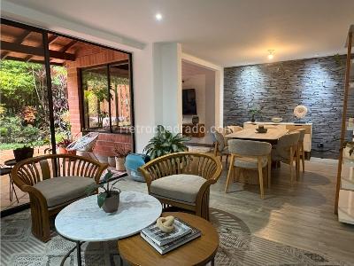Casa de 3 alcobas en venta en Cumbres, Envigado, 176 m² · foto 7 de 20