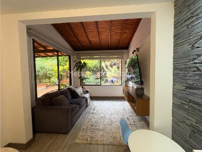Casa de 3 alcobas en venta en Cumbres, Envigado, 176 m² · foto 8 de 20