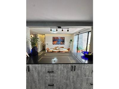 Apartamento de 4 alcobas en venta en Santa Monica, Medellín, 205 m² · foto 9 de 20