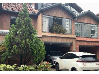 Casa de 4 alcobas en venta en Primavera, Envigado, 135 m² · foto 1 de 16