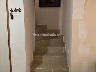 Casa de 4 alcobas en venta en Primavera, Envigado, 135 m² · foto 5 de 16