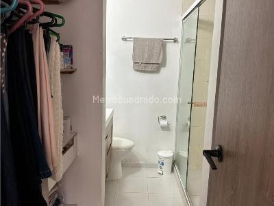 Casa de 4 alcobas en venta en Primavera, Envigado, 135 m² · foto 12 de 16