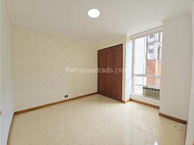 Apartamento de 3 alcobas en venta en Conquistadores, Medellín, 100 m² · foto 11 de 20