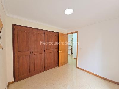 Apartamento de 3 alcobas en venta en Conquistadores, Medellín, 100 m² · foto 17 de 20