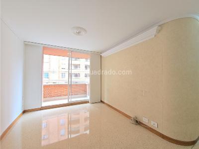 Apartamento de 3 alcobas en venta en Conquistadores, Medellín, 100 m² · foto 3 de 20