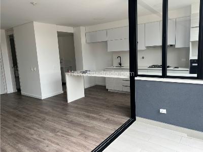 Apartamento de 2 alcobas en arriendo en El Poblado, Medellín, 95 m² · foto 15 de 20