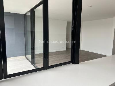 Apartamento de 2 alcobas en arriendo en El Poblado, Medellín, 95 m² · foto 18 de 20